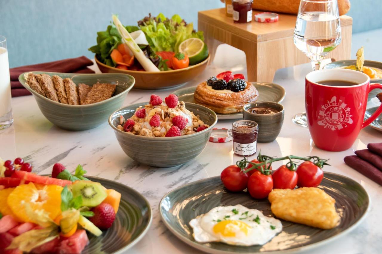 Swissotel Living ג'דה מראה חיצוני תמונה A typical breakfast