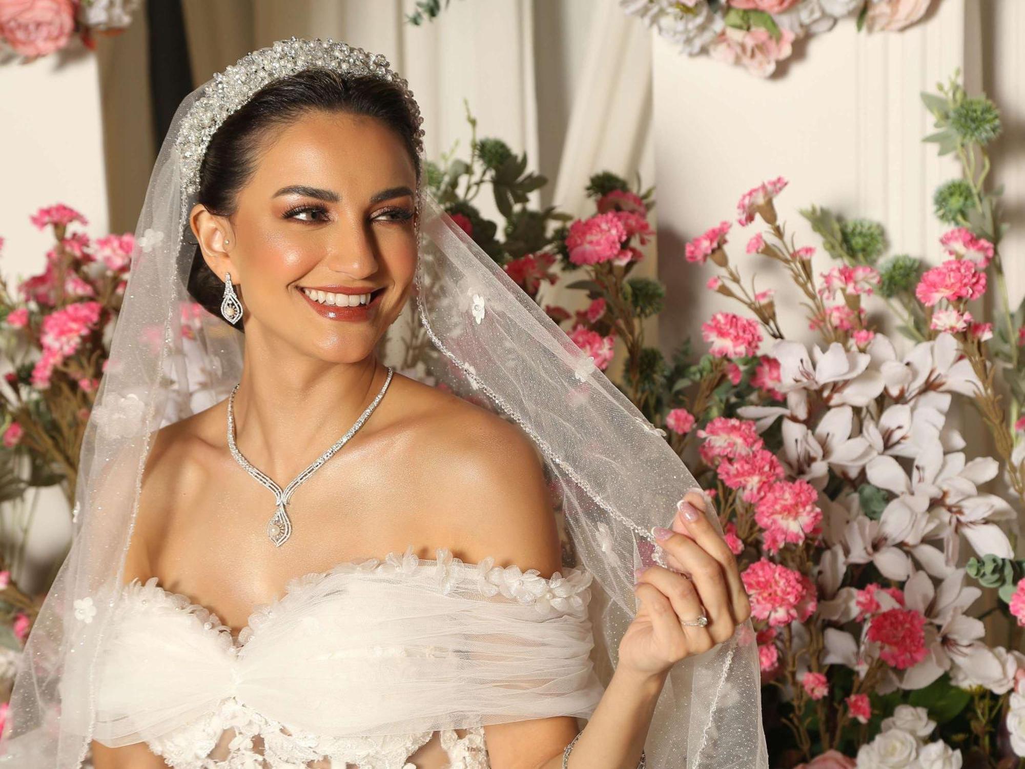 Swissotel Living ג'דה מראה חיצוני תמונה A bride wearing a veil